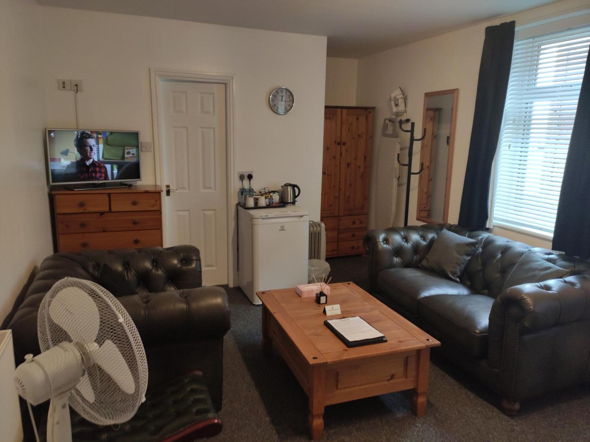 Q - Accommodation Блекпул Екстериор снимка