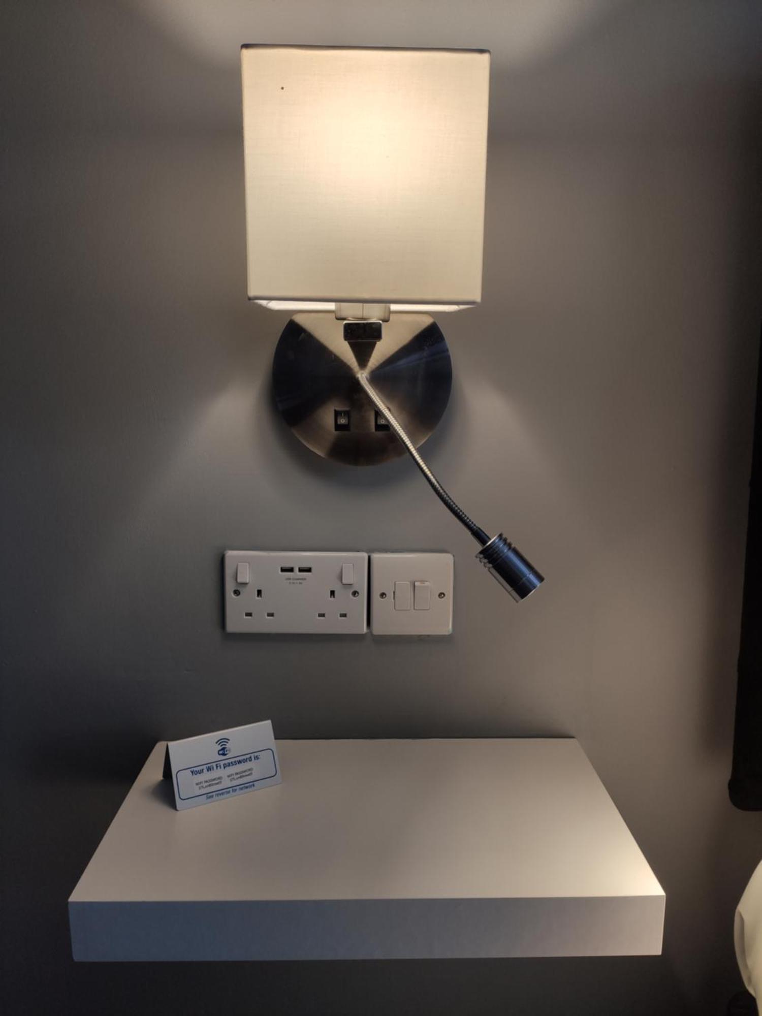 Q - Accommodation Блекпул Екстериор снимка