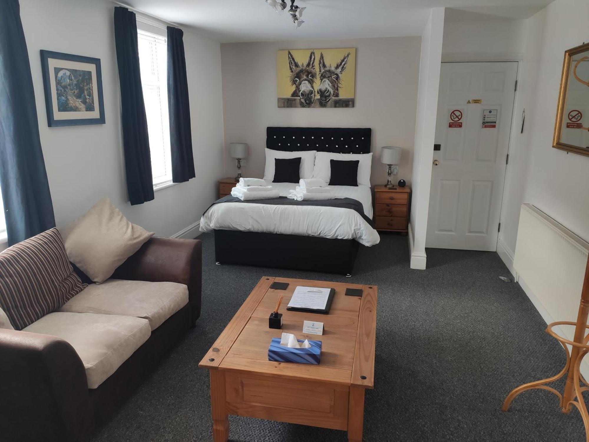 Q - Accommodation Блекпул Екстериор снимка