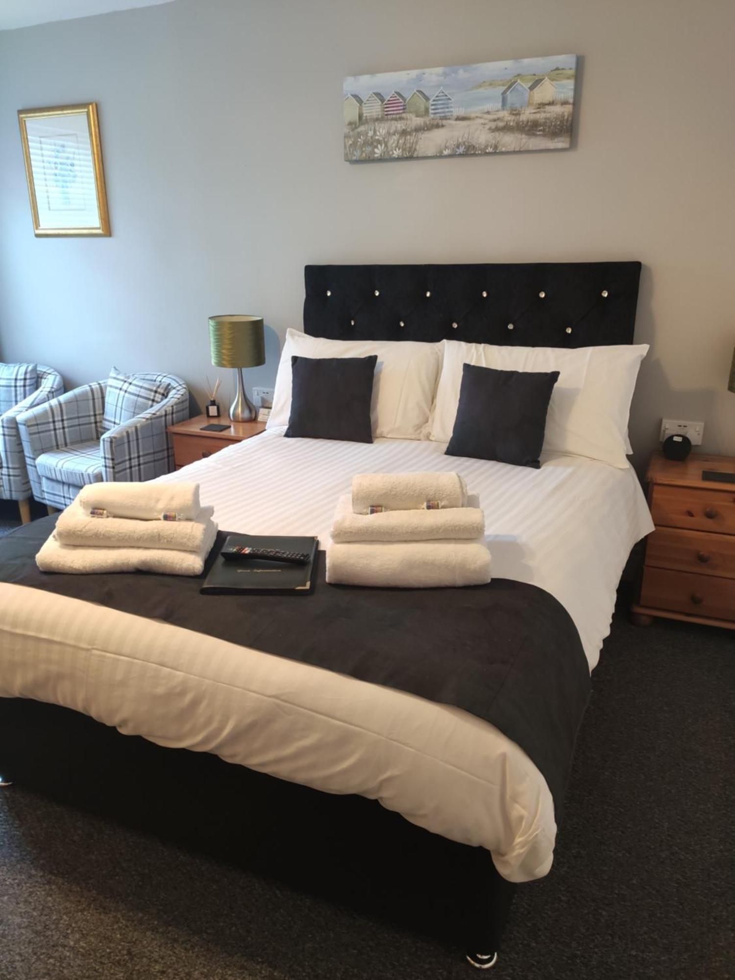 Q - Accommodation Блекпул Екстериор снимка